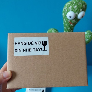 100 Tem cảnh báo hàng dễ vỡ, có sẵn keo kích thước 6x3cm