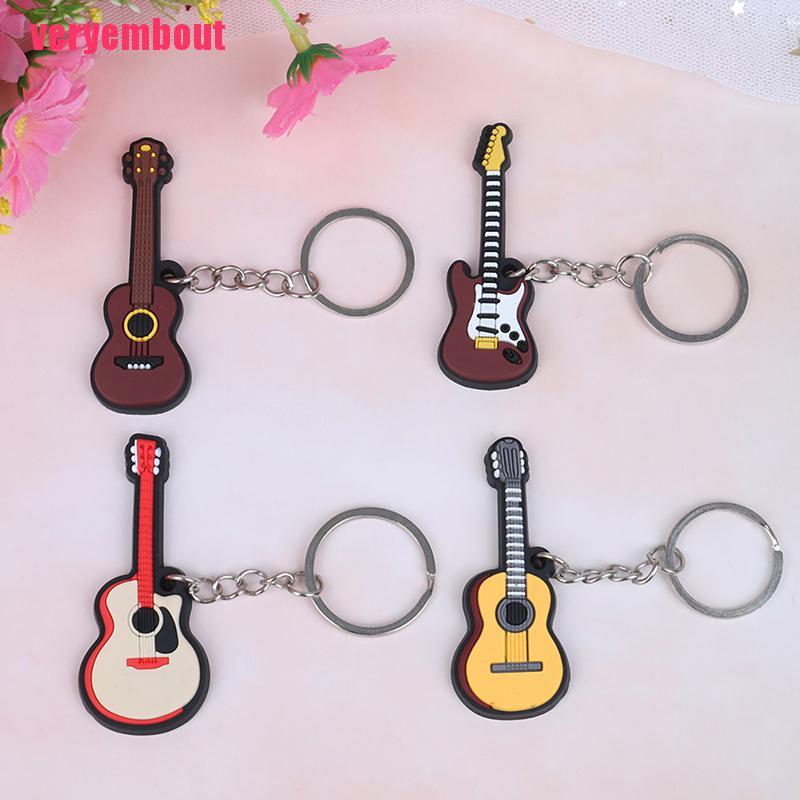 Bộ 2 móc khóa silicone mềm hình đàn guitar cổ điển