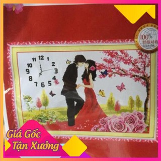 Tranh thêu đồng hồ cô dâu chú rể