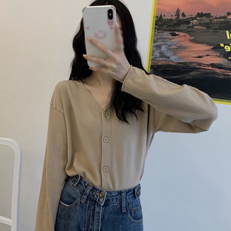 Áo dệt kim tay dài màu trơn cài nút dành cho nữ | BigBuy360 - bigbuy360.vn