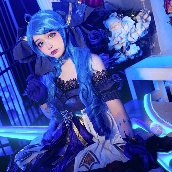 Trang phục COSPLAY Gwen trong Liên Minh Huyền Thoại