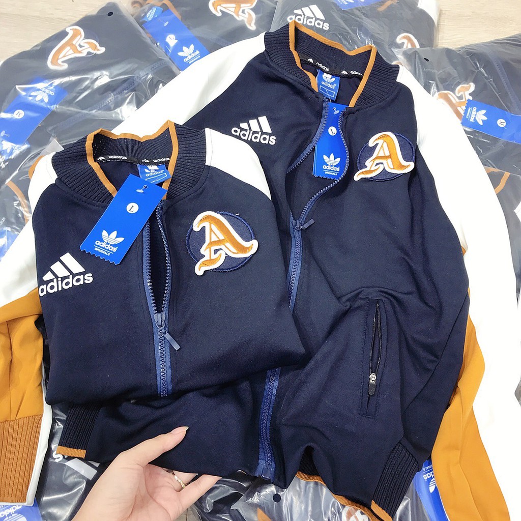 Áo khoác bomber nữ thêu logo chữ A siêu hot