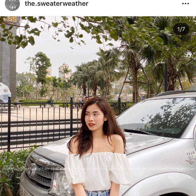 Áo trễ vai Sweater Weather