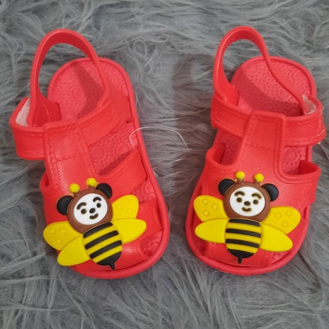 GIÀY SANDAL TẬP ĐI KIỂU MỚI CHO BÉ