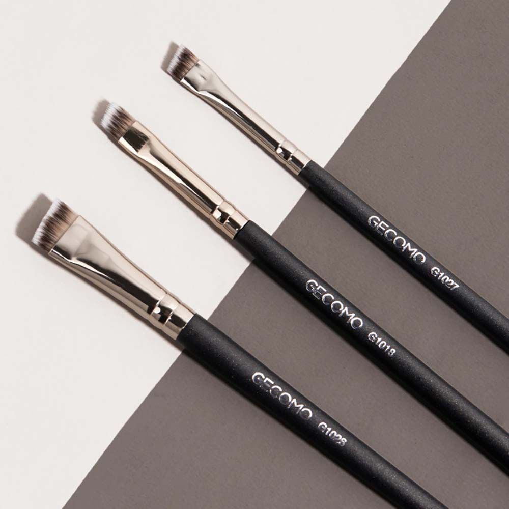 [Hàng mới về] Cọ trang điểm lông tơ cán gỗ mềm mại chất lượng cao