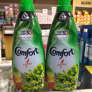 Chai nước xả vải Comfort một lần xả Hương gió xuân chai 800ml