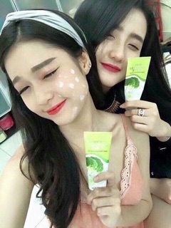Kem bông cải xanh