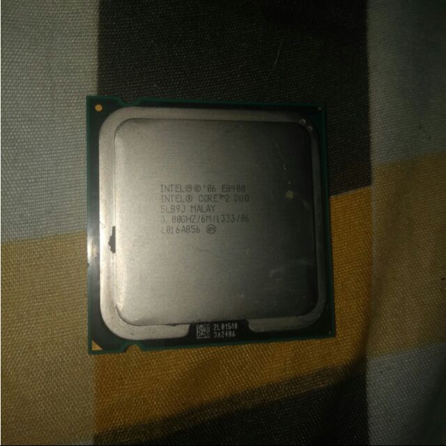 Cpu core 2 duo e8400 không kèm keo tản nhiệt giá trẻ chơi lol medium 80 fps