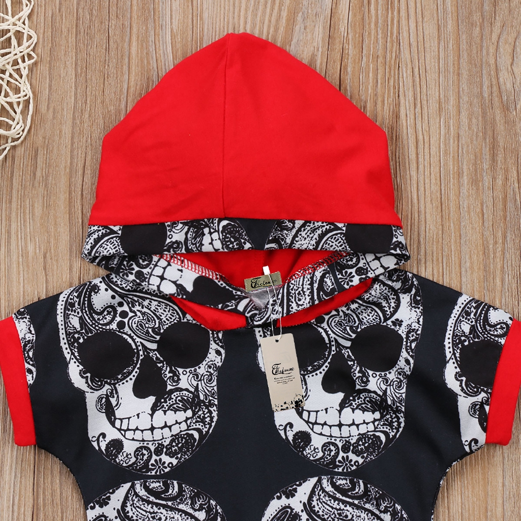 Jumpsuit in hình đầu lâu thời trang cho bé đáng yêu tinh nghịch