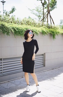 Đầm body hai vạt