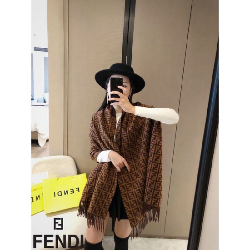 Khăn choàng cổ nữ In chữ FE N In WINTER /Holographic IMPORT PREMIUM