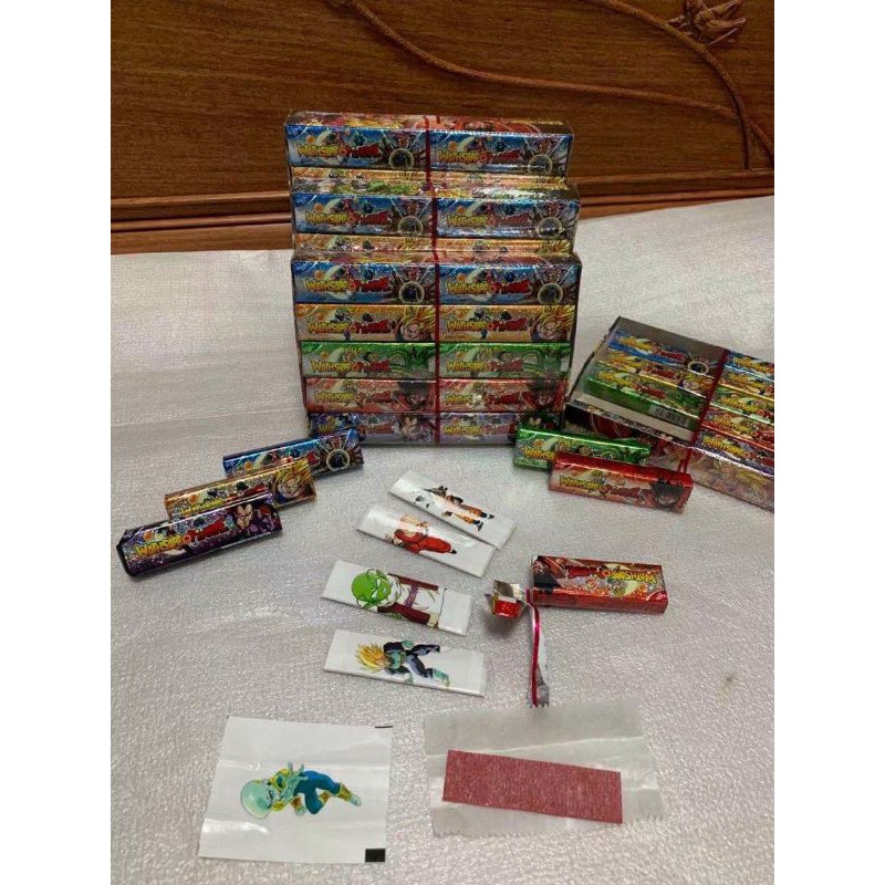 Vỉ 20 chiếc kẹo cao su có kèm ảnh xăm