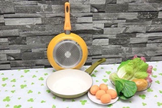 Chảo tráng men sứ