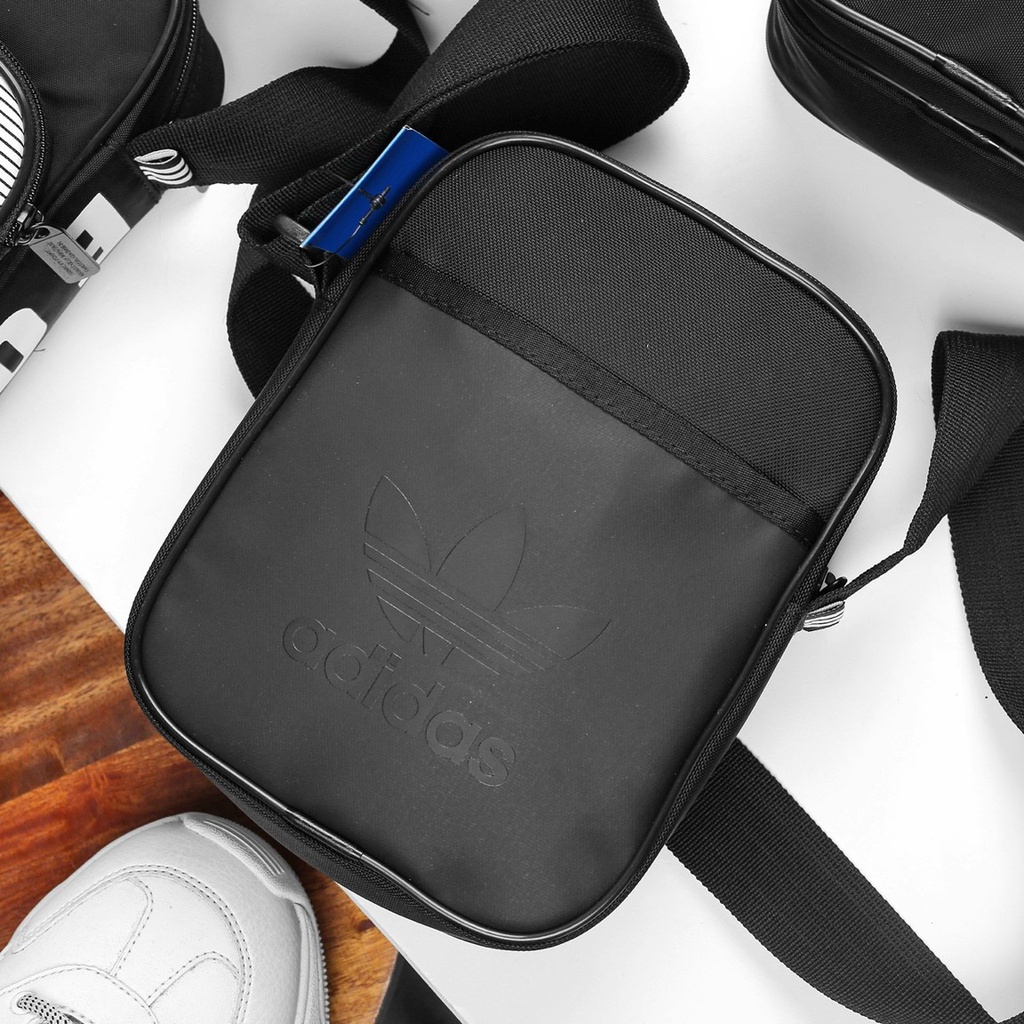 Túi Đeo Chéo Adidas Ipad Festival Chất Liệu Polyurethane Chống Nước New