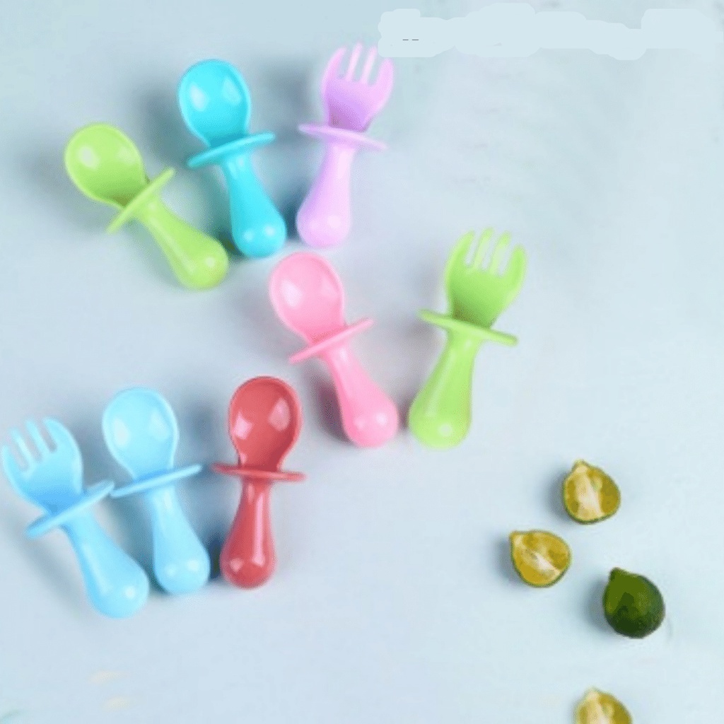 Thìa dĩa tập xúc cán ngắn cho bé tập ăn dặm có nút chặn chống Sặc Tiện Lợi