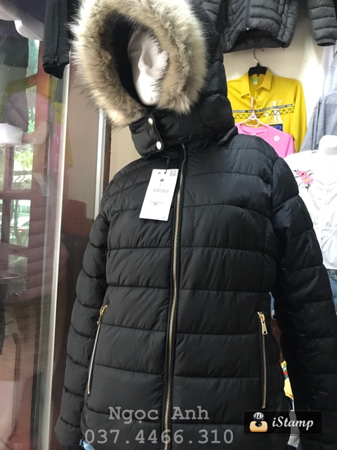 Áo phao Bershka mũ lông