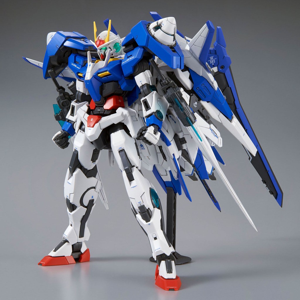 Mô hình Gundam MG Gundam 00 XN Raiser (P-Bandai)