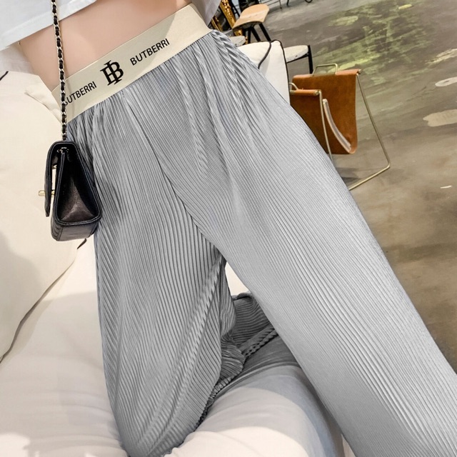 Quần ống rộng cạp cao