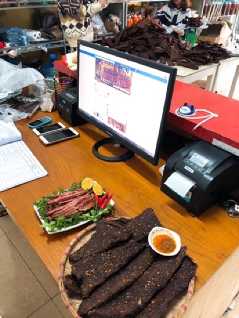 ĐẶC SẢN TÂY BẮC: THỊT TRÂU GÁC BẾP - 1KG (tặng kèm chẩm chéo) | BigBuy360 - bigbuy360.vn