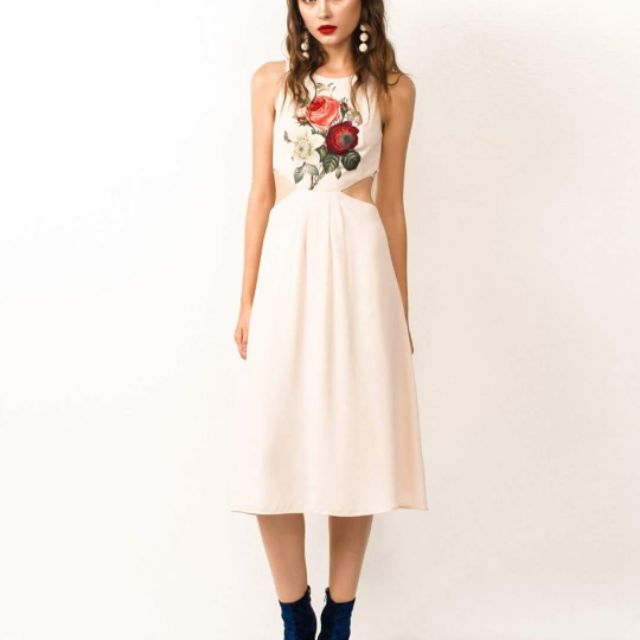 Váy dài cut out Adoredress