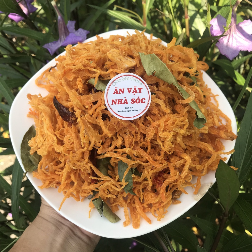 [Mã GROXUAN1 giảm 8% đơn 150K] Khô Gà Lá Chanh 250g, Khô Gà Xé Sợi To Cay Vừa, Đồ Ăn Vặt Nhà Sóc Ngon Bổ Rẻ Sạch | BigBuy360 - bigbuy360.vn