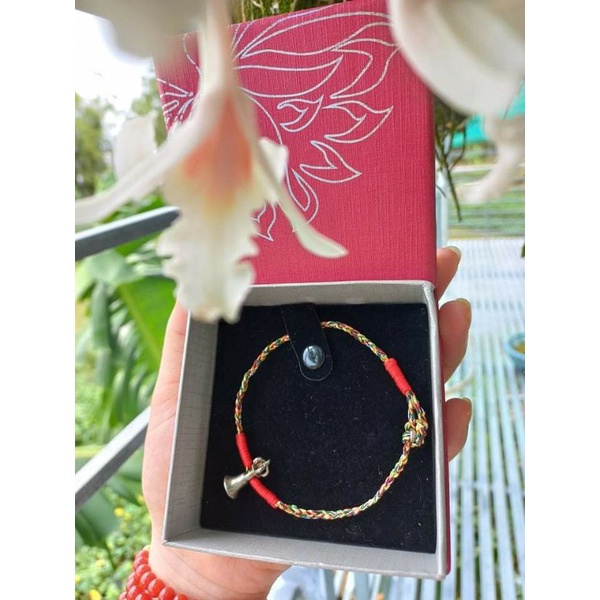 Vòng tay ngũ sắc và chuông kim cang trừ tà bằng đồng( ghi chú sđo vòng tay)