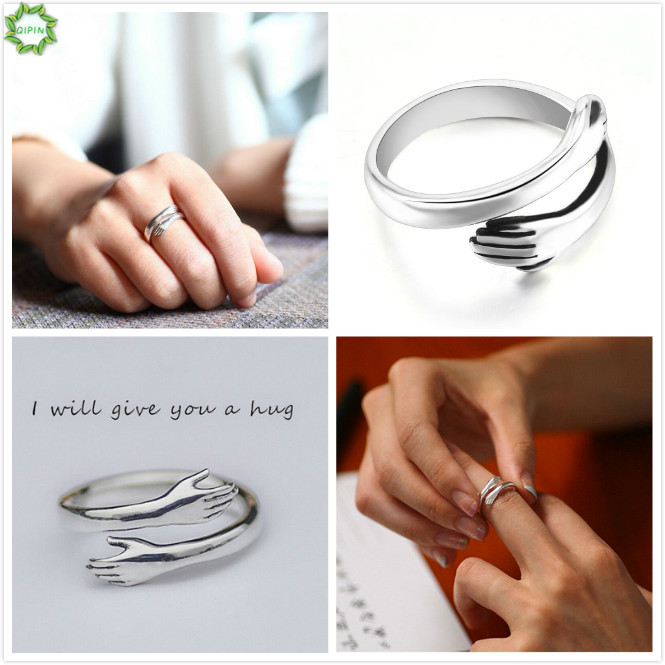 Nhẫn đeo bằng kim loại khắc chữ &quot;I Will Give You A Hug &quot; cho cặp đôi xinh xắn