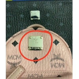 MIẾNG DÁN CHO LOGO HÌNH VUÔNG CUẢ MCM