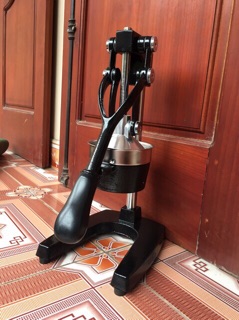 Máy ép cam, bưởi bằng tay