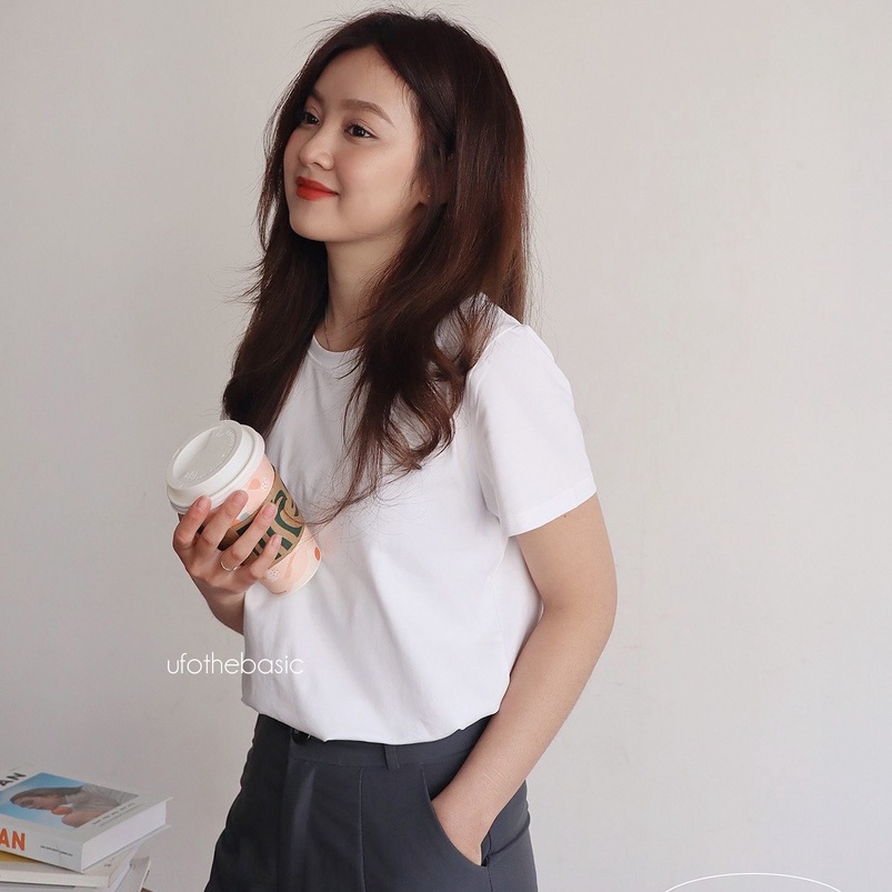 Áo phông nữ trơn Regular Baby Tee form vừa, chất premium cotton cao cấp co dãn - by ufo.thebasic