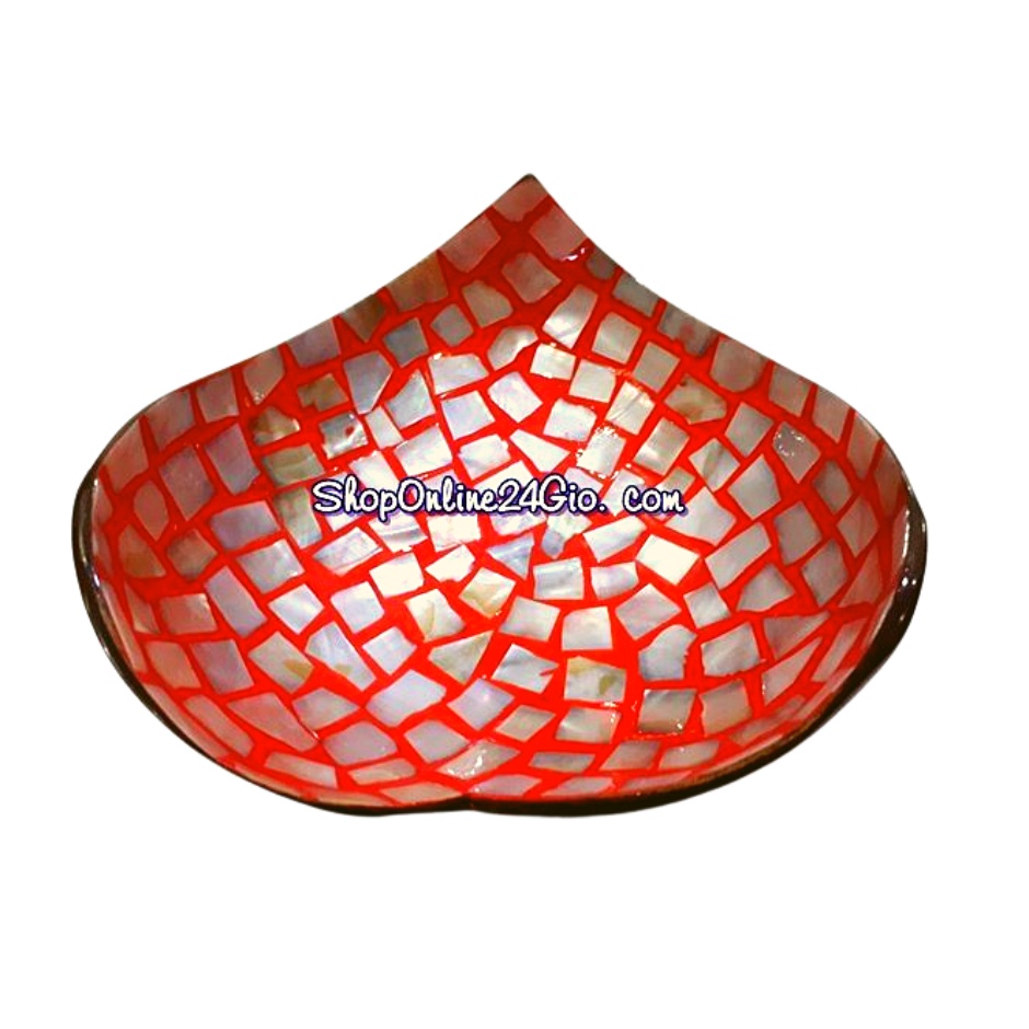DĨA GÁO DỪA HÌNH CHIẾC LÁ SƠN MÀI – CẨN TRỨNG  - KHẢM TRAI- CẨN MẶT TRONG. MSP 432