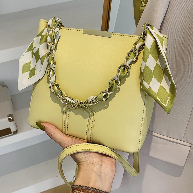 Túi Đeo Chéo Dạng Xô Phong Cách retro Thanh Lịch Cho Nữ