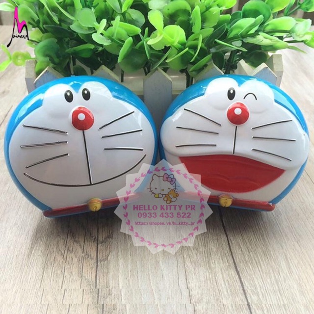 HỘP ĐỰNG KÍNH ÁP TRÒNG DORAEMON