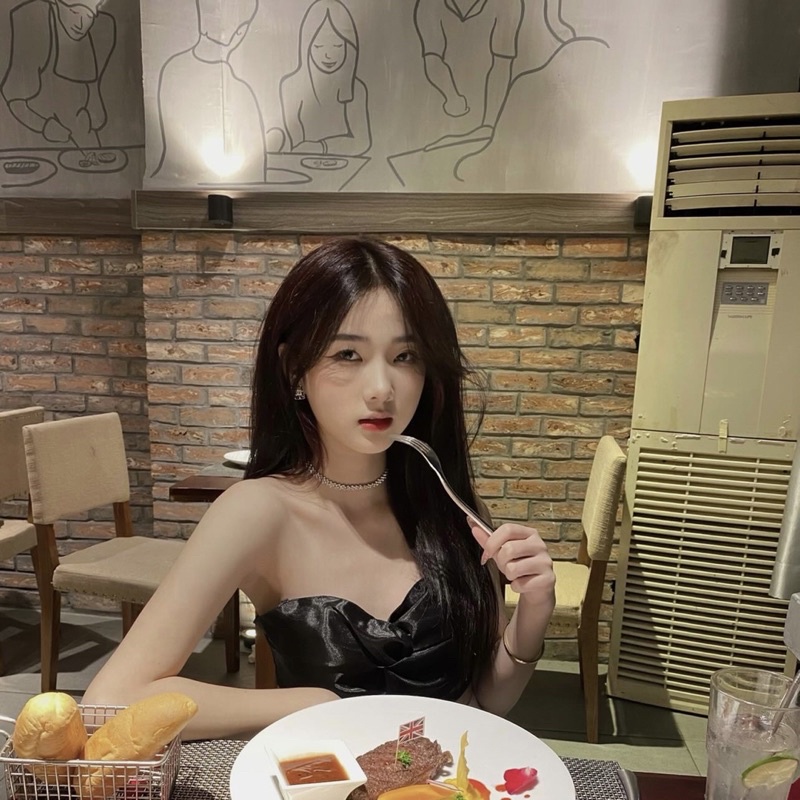 [HÌNH ẢNH ĐỘC QUYỀN- DESIGNED BY BD.BRAND ] -  ÁO CROP MẶC 3 KIỂU SEXY XOẮN NGỰC