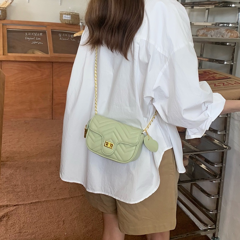Túi IELGY đeo chéo hình vuông cỡ nhỏ màu xanh lá phối dây đeo sợi xích thời trang cho nữ
