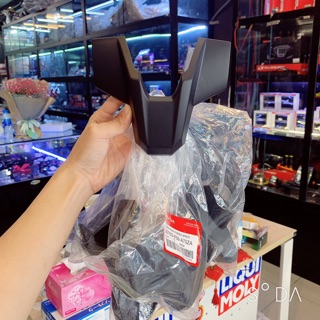 DÈ CHẮN BÙN VARIO 2018 (NHỰA ZIN)