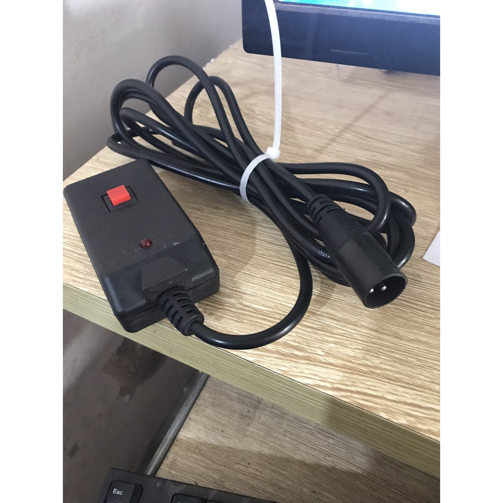 Bộ điều khiển có dây cho Máy Khói