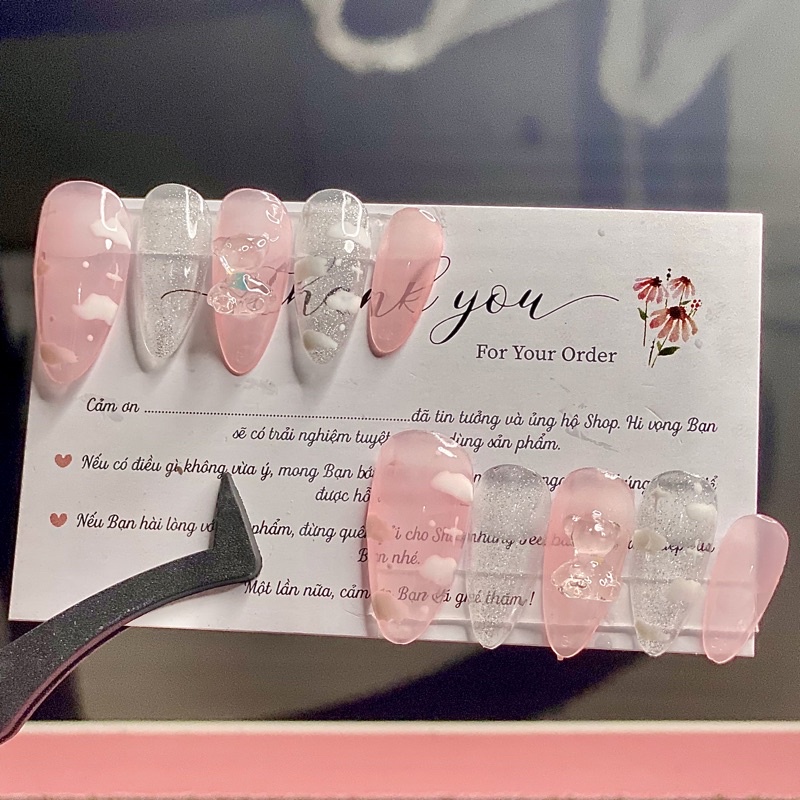 Nailbox Móng giả mây đính gấu