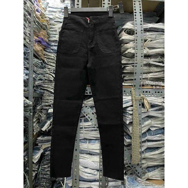 Quần jeans đen dài lưng cao