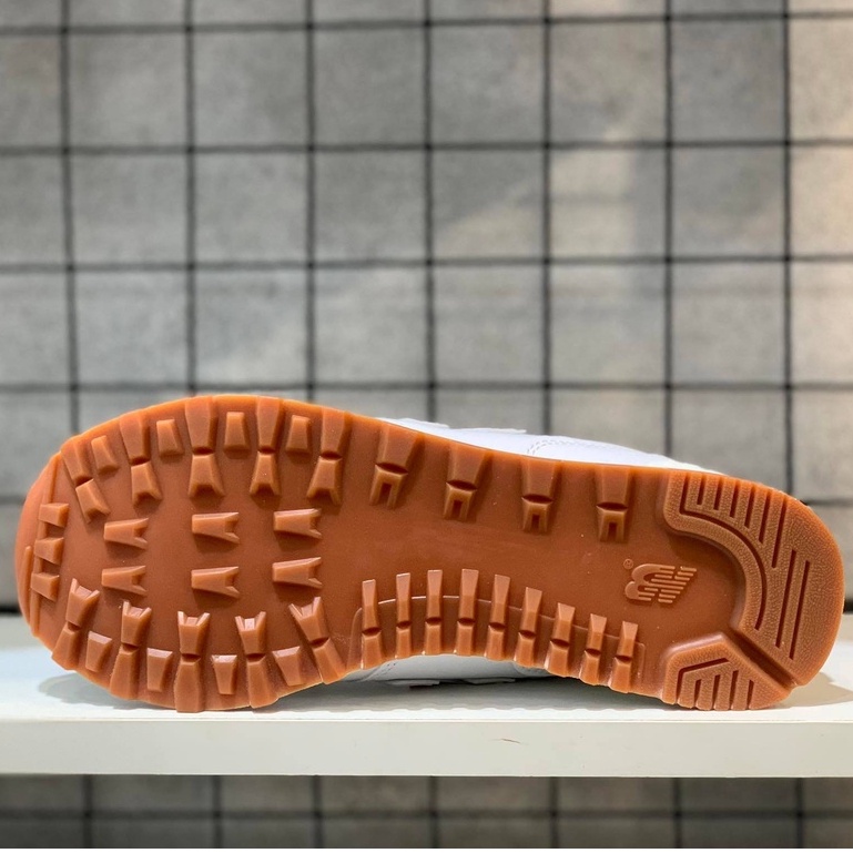 Giày Sneaker Nữ NB 574 Trắng Đế Nâu Da Trơn