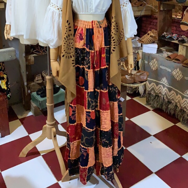 Chân váy chắp vá