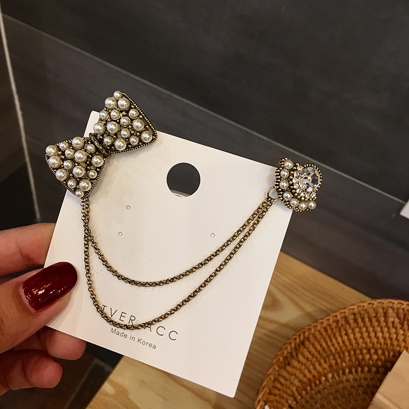 Ghim cài áo hình nơ phối dây xích phong cách vintage thời trang cho nữ