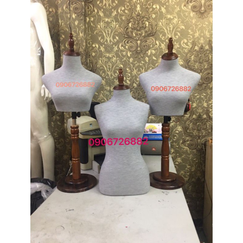 Manocanh quàng khăn,trang sức