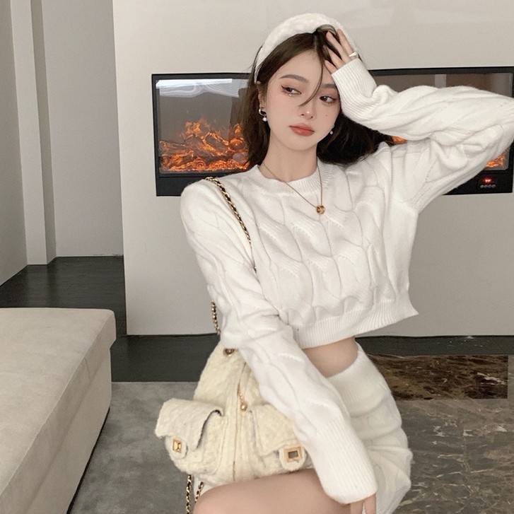 Set áo len dài tay cổ tròn + chân váy ngắn thời trang nữ