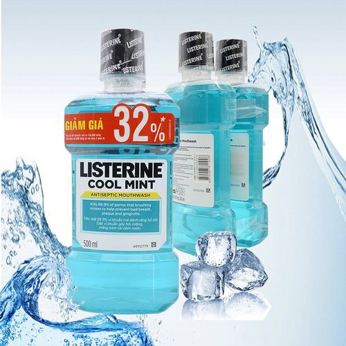 Nước súc miệng Listerine Cool Mint - Giúp làm sạch khuẩn khoang miệng, làm sạch mảng bám trên răng (Chai 750ml)