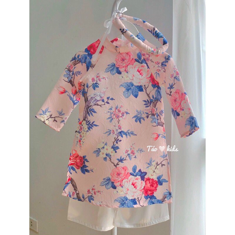 ÁO DÀI CÁCH TÂN SIÊU XINH, SIÊU CUTE HẠT ME CHO BÉ YÊU