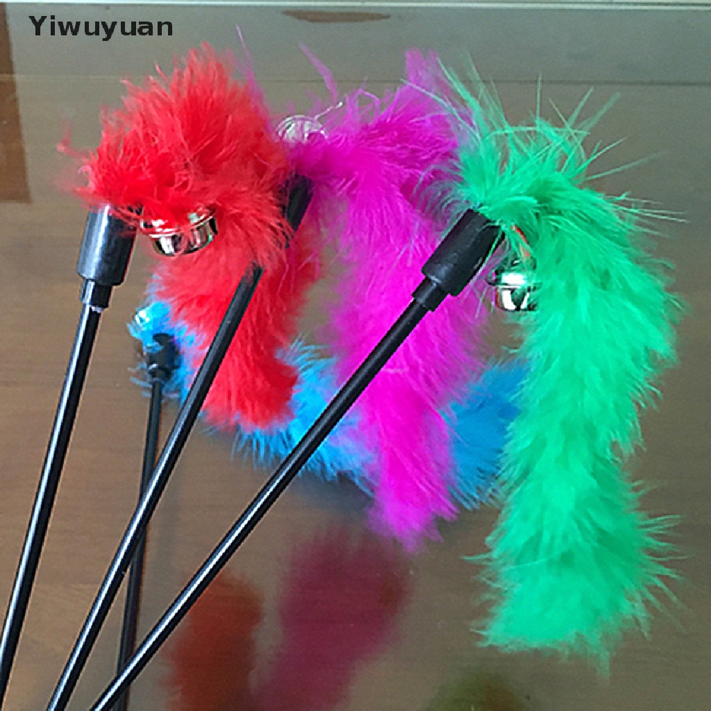 &lt; Yiwuyuan &gt; Đồ Chơi Tương Tác Với Mèo Gắn Quả Bông Lông Vũ