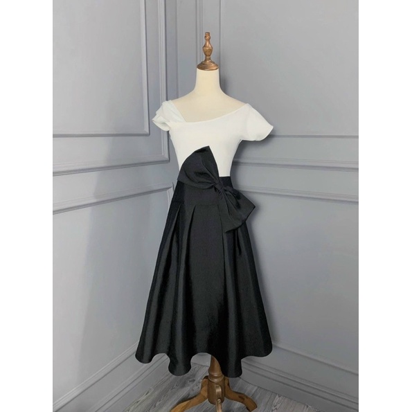 Set Váy Trắng Trễ Vai Phối Chân Váy Đen Nơ Eo Dự Tiệc Sang Trọng Chất Taffa Lụa V242 Freesize AĐ BOUTIQUE