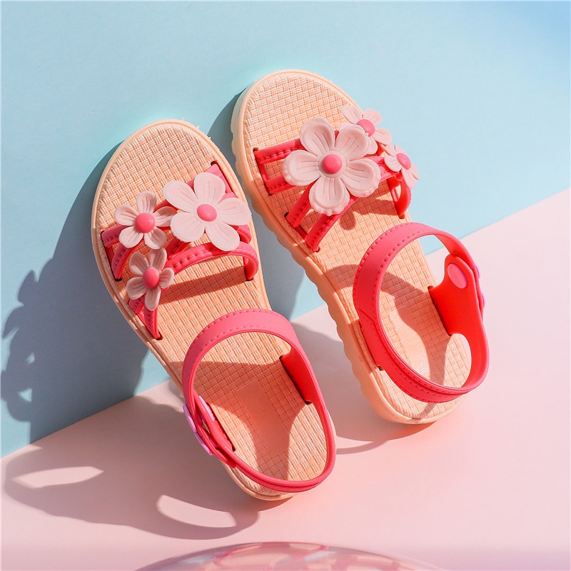 Giày sandal nút cài hoa mai 3 quai tết 2022 chất liệu cao su mềm cao cấp cho bé gái siêu xinh