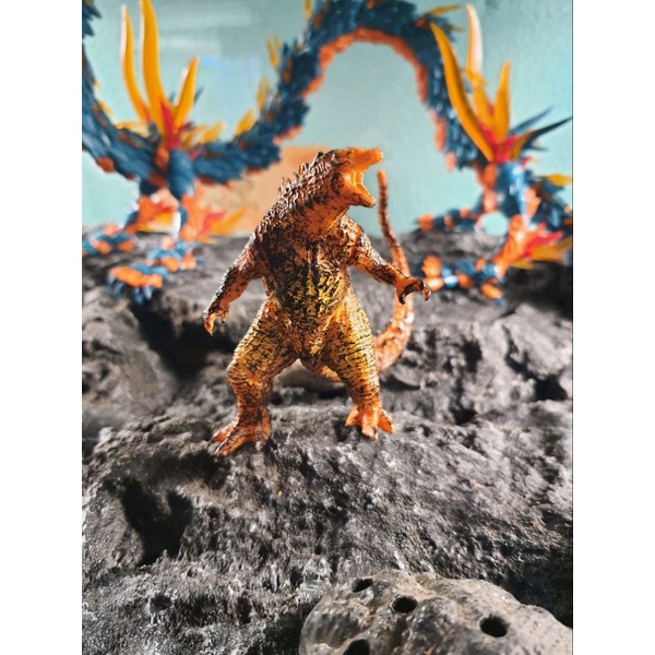 Mô hình đồ chơi quái vật burning Godzilla 2019.
